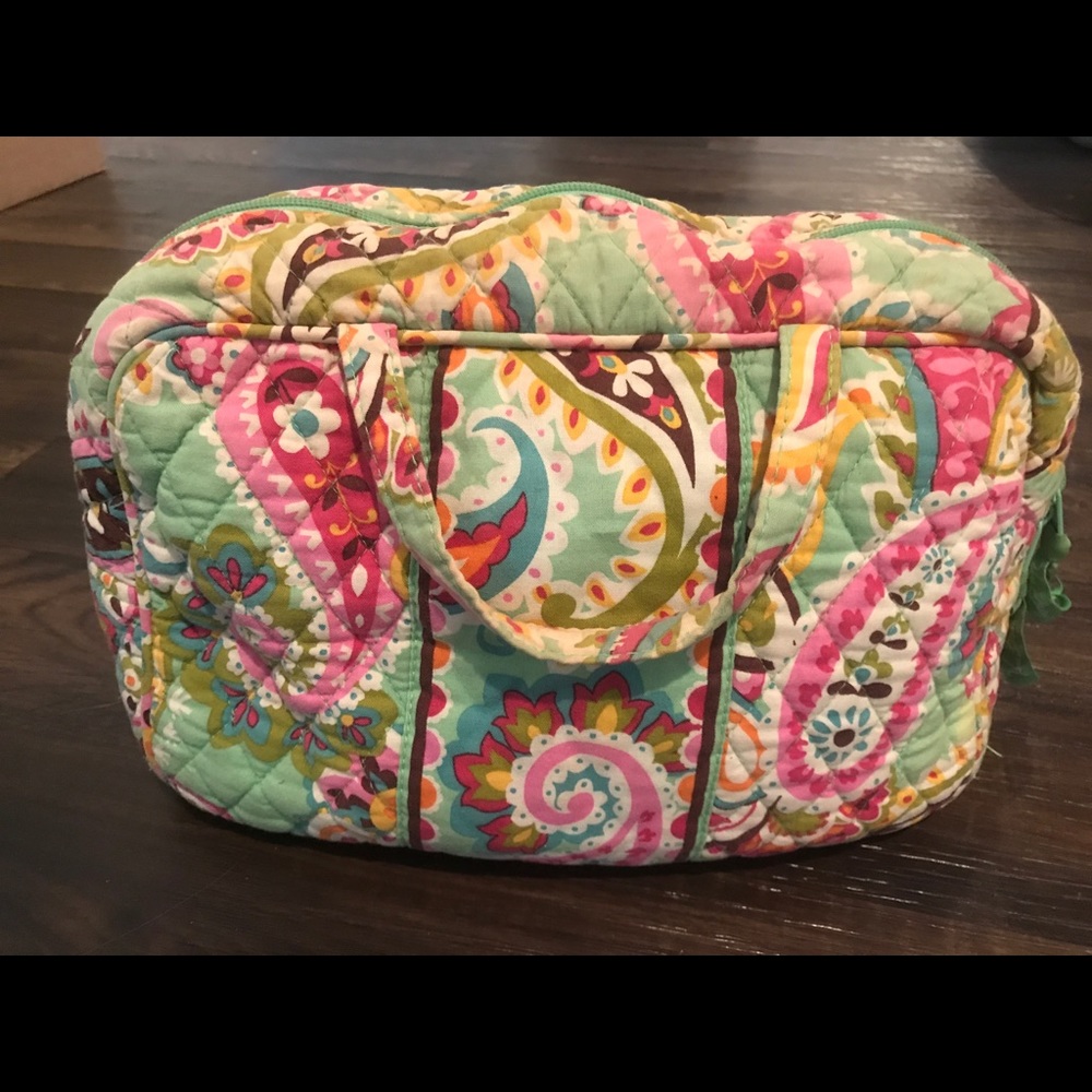 discontinued Vera Bradley tutti frutti toiletrybag